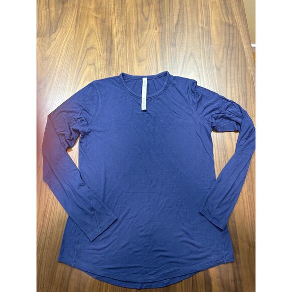 Lululemon hold tight long sleeve shirt, size 14 - Picture 2 of 5